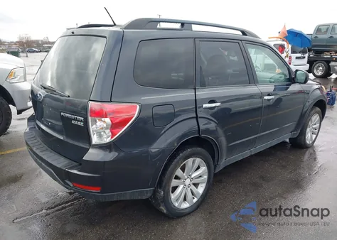 2011 Subaru Forester 2.5X Limited из США, поврежденный, VIN JF2SHAEC6BH744282
